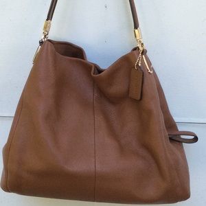 Coach shoulder bag, excellent condition
